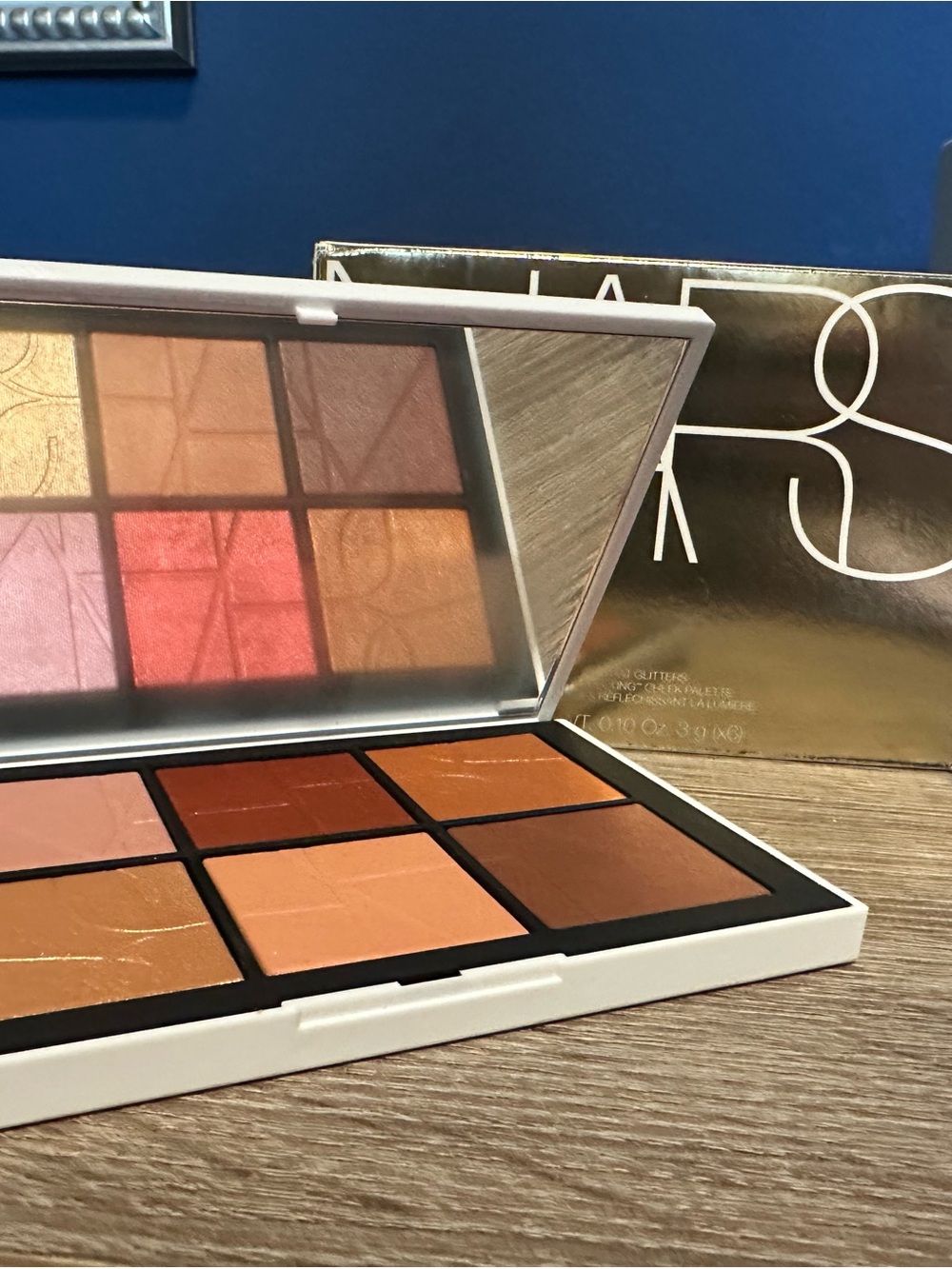 NARS - All That Glitters